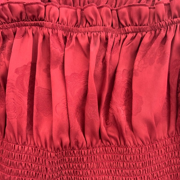 Red Ruffle Cropped Blouse - Picture 2 of 4